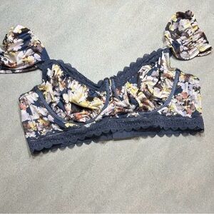 Torrid Sunshine Floral Nightshadow Longline Underwire Cap Sleeve Bralette NWOT